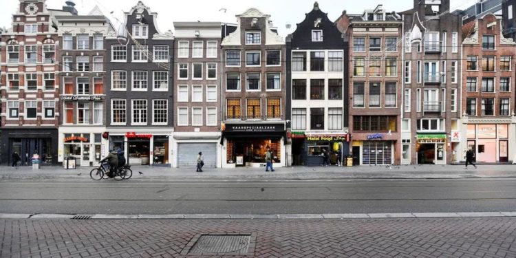 Hollanda ev kiralarına sınırlama getiriyor