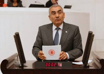 İYİ Partili Altıntaş istifasını geri aldı