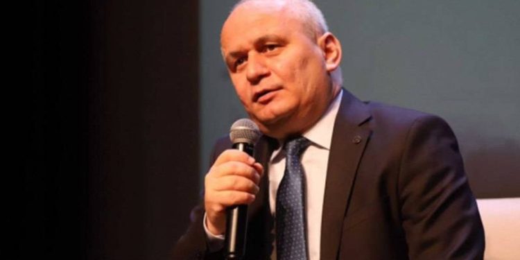 İlahiyatçı Cemil Kılıç’a sopalarla saldıran üç kişi serbest