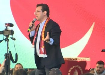 İmamoğlu: 'Bu ülkede görevini iyi yapmayan insanların değişmesi lazım'
