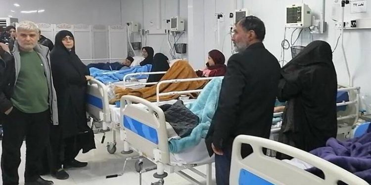 İran’da kız öğrencilerin zehirlenme vakalarına tepki