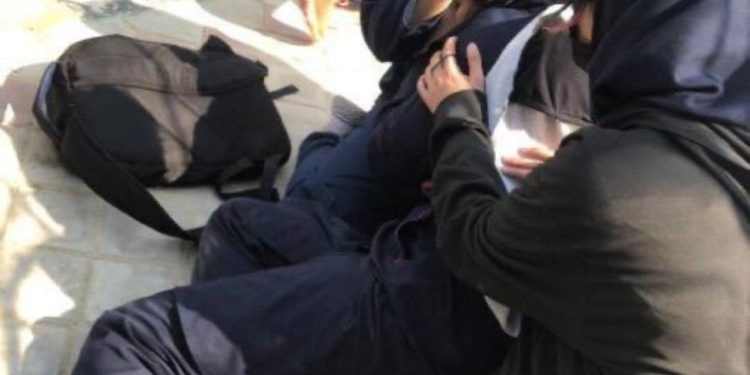 İran'da okullardaki zehirlenme vakaları: Cumhurbaşkanı Reisi dış güçleri suçladı