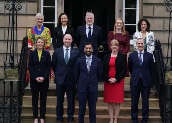 İskoçya tarihinde ilk: Hamza Yusuf kabinesinde çoğunluk kadınların