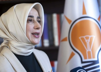 İslamcıların AKP'ye baskısı sürüyor: 'Kimle konuşsam 'Özlem Zengin aday olursa oy vermeyeceğim' diyor'