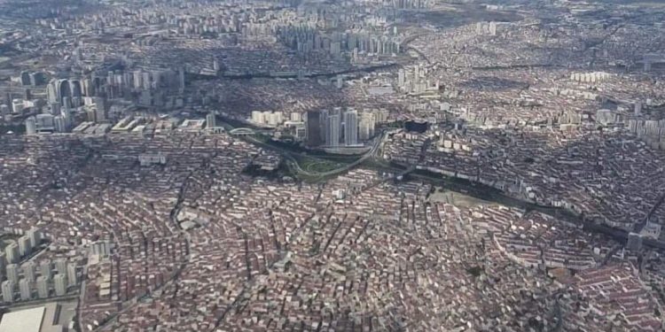 İstanbul’da 9 bin 73 sokak, deprem anında girilemez durumda