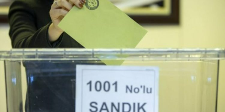 İşte üçüncü günde cumhurbaşkanlığı adayları için verilen imza sayısı