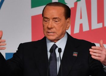 İtalya’nın eski Başbakanı Berlusconi hastaneye kaldırıldı
