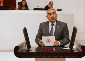 İyi Parti Ankara Milletvekili Altıntaş istifa ettiğini duyurdu