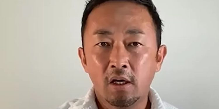 Japonya'da YouTuber milletvekili, hiçbir oturuma katılmadığı için görevden alındı