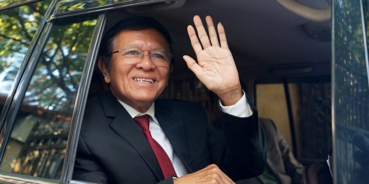 Kamboçya'da muhalefet liderine 27 yıl ev hapsi