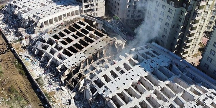 Kamu görevlileri anlattı: Hatay'da deprem sonrası öldüren ihmal iddiaları