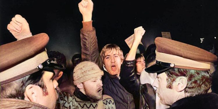 Kanada'da LGBTİ+ ve kürtaj karşıtı yasalar yürürlükten kaldırıldı