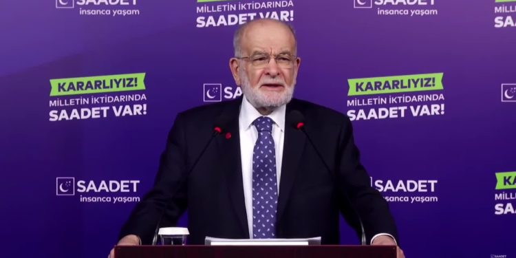 Karamollaoğlu'ndan Kızılay'a sert tepki: 'Kan bile vermem'