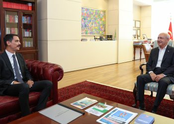 Kemal Kılıçdaroğlu, Muhsin Yazıcıoğlu’nun oğlunu ağırladı: Yanıbaşımdan ayırmayacağım