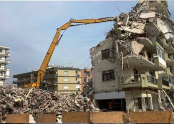 Hazine ve Maliye Bakanlığı, Çevre, Şehircilik ve İklim Değişikliği Bakanlığı ile hazırlanan kentsel dönüşüm için yüklenici ve konut üreticilerine destek paketlerini açıkladı.