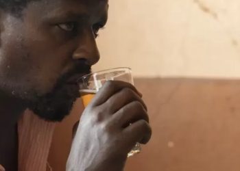 Kenya’nın alkolizmle mücadele planı: Her kasabaya bir pub