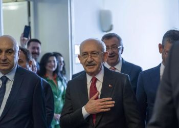 Kılıçdaroğlu: Evleri yıkılanlardan 5 kuruş istemeye hiç kimsenin hakkı yok