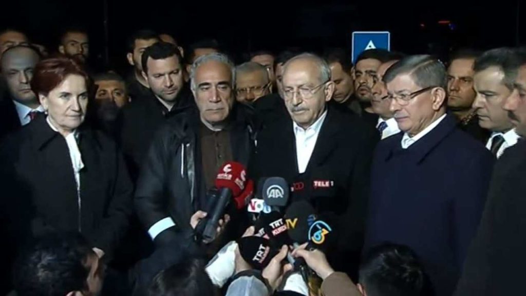 Kılıçdaroğlu Şanlıurfa'da konuştu: Bir pompayı getirmek için saatlerce beklenir mi? Bu nasıl bir devlet yönetimi?