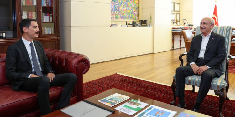 Kılıçdaroğlu, Yazıcıoğlu'nun oğlu ile görüştü