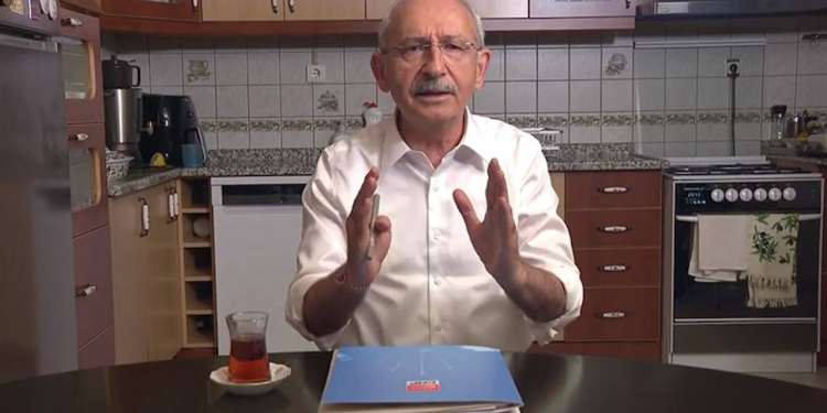 Kılıçdaroğlu kapak fotoğrafını 'marteniçka' ile yeniledi: Sana söz