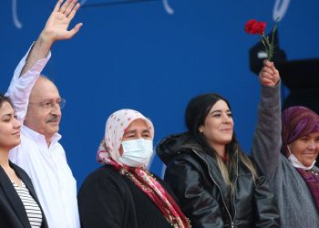 Kılıçdaroğlu’ndan Kadınlar Günü mesajı: Gelecek sene meydanlarda coşkuyla kutlanacak