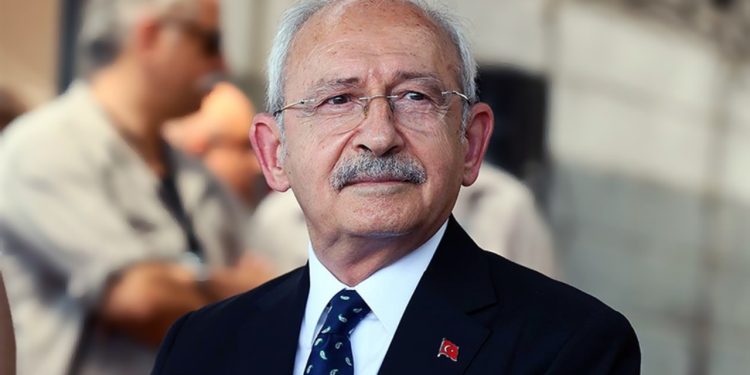Kılıçdaroğlu'ndan sürpriz 'Kızılay' toplantısı
