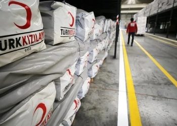 Kızılay, Ensar Vakfı'na para aktarmış