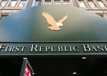 Krizdeki First Republic Bank'a 30 milyar dolarlık destek