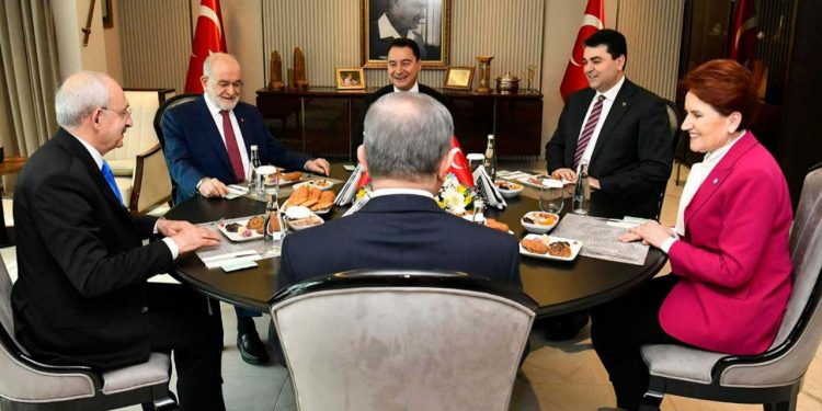 Kulisleri hareketlendiren iddia: Millet İttifakı kazanırsa ekonominin başına Babacan değil o geçecek!