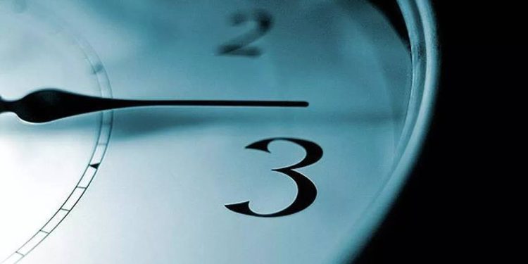 Lübnan'da kış saati uygulamasının uzatılması kararı iptal edildi, "yaz saati"ne geçilecek