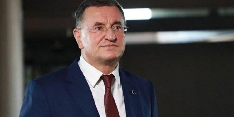 Lütfü Savaş: Sonuçlar çıkana kadar şebeke suyu içme suyu olarak kullanılmamalı