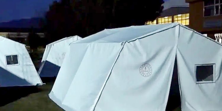 MEB’den logo basmak için Bursa’ya çadır götürüldüğü iddialarına açıklama: Dedikodu