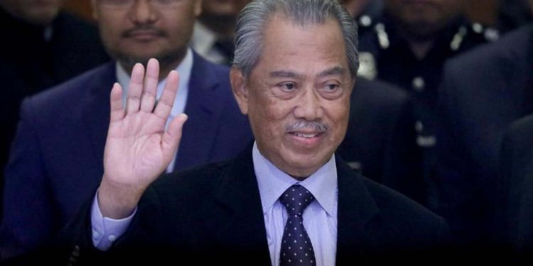 Malezya'da eski başbakan Muhyiddin'in hakkındaki yolsuzluk davası başlıyor