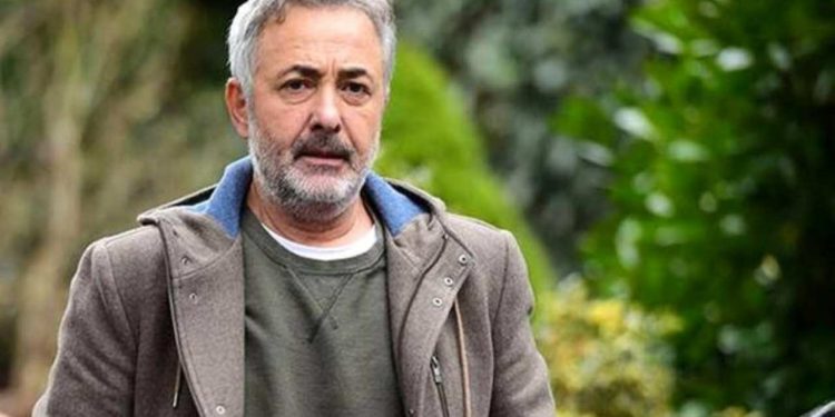 Mehmet Aslantuğ TRT dizisinden neden ayrıldığını açıkladı: “Böyle olursa bizle çalışamaz” diyen bir kibir içinde...