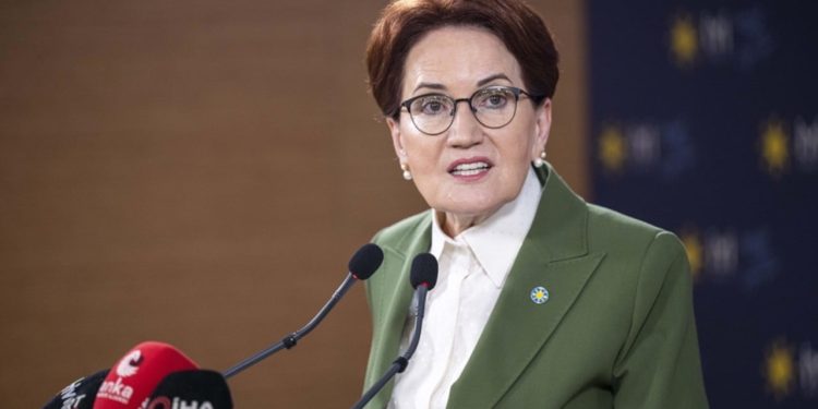 Meral Akşener: Kılıçdaroğlu hiddetlenip ayağa kalktı