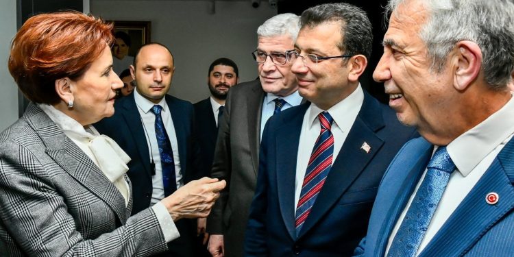 Meral Akşener: Milletimizin iradesiyle tarih yazacağız