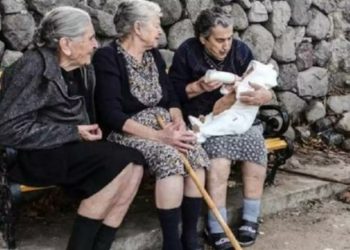 'Midillili dayanışma nineleri'nin yaşayan son üyesi de hayatını kaybetti