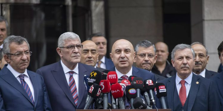 Millet İttifakı, Kılıçdaroğlu’nun cumhurbaşkanı adaylığı için YSK’ya başvurdu