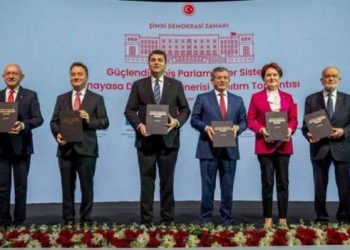 Millet İttifakı’nı oluşturan altı siyasi parti, ittifak protokolünü, Yüksek Seçim Kurulu’na (YSK) sundu.