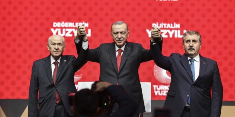 Mustafa Destici: İYİ Parti’yi Cumhur İttifakı’na davet etmek etik olur
