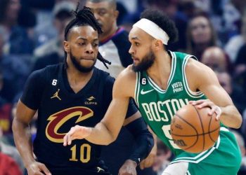 NBA'de Cavaliers, Celtics'i uzatmada mağlup etti