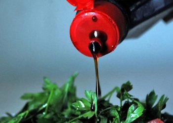 Nar ekşisi izlenimi veren ürünler yasaklandı! Stokların eritilmesi için Haziran 2024’e kadar süre tanındı