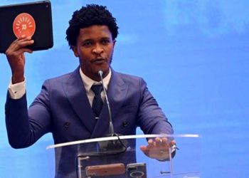 Nelson Mandela'nın torunu: Benzer mücadelemiz nedeniyle Kürtlerle özdeşleşiyoruz