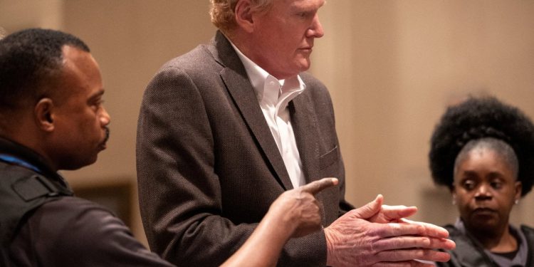 Netflix belgeselini çekmişti: Alex Murdaugh eşi ve çocuğunu öldürmekten suçlu bulundu