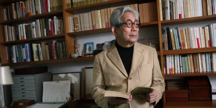 Nobel Ödüllü Japon yazar, 88 yaşında hayatını kaybetti