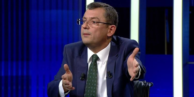 Özgür Özel: Kılıçdaroğlu’na suikast duyumları alıyoruz