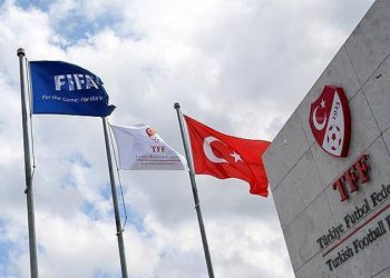 PFDK'dan Beşiktaş ve Sivasspor'a para cezası