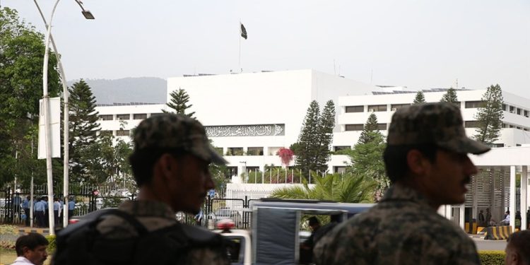 Pakistan'da genel seçimler 8 Ekim'de yapılacak