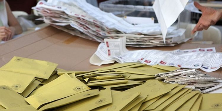 Partilerin milletvekilliği adaylığı için başvuru ücretleri belli oldu