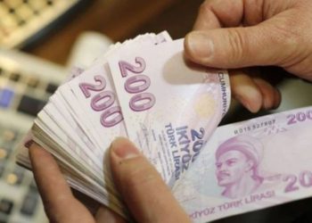 Piyasada 200 TL'lik banknot artışı: 1 milyarı geçti
